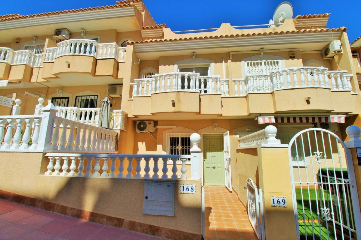 Propiedades en venta y alquiler en España photo 1