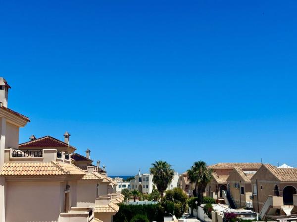 Ático en venta en Ático en Avenida España, La Zenia, Orihuela, Orihuela thumbnail 1