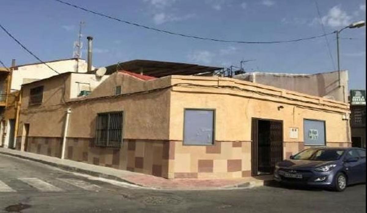 Venta de chalet independiente en Casa o chalet en Calle Rubia, Desamparados-Hurchillo-Torremendo, Orihuela, Orihuela
photo 1