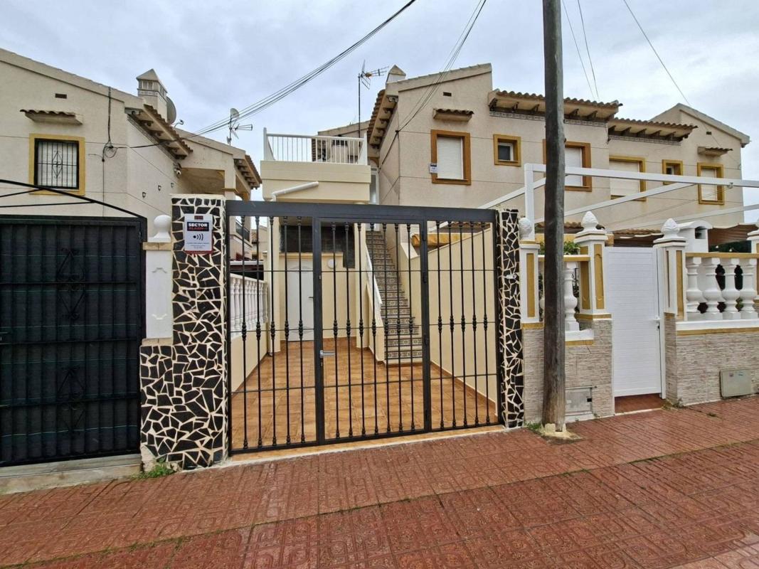 Properties for sale and rent in Spain photo 1