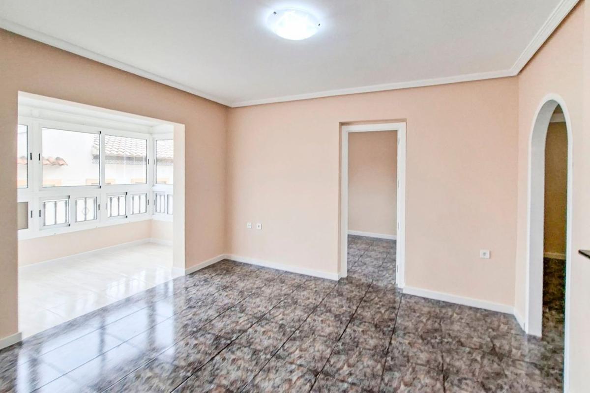 Properties for sale and rent in Spain photo 3