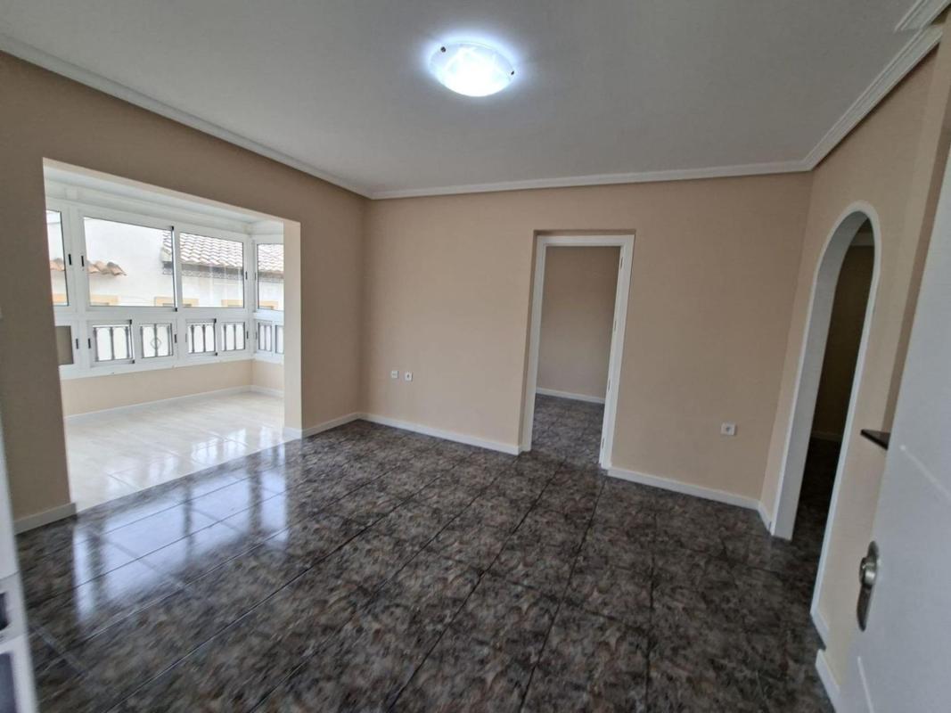 Properties for sale and rent in Spain photo 2