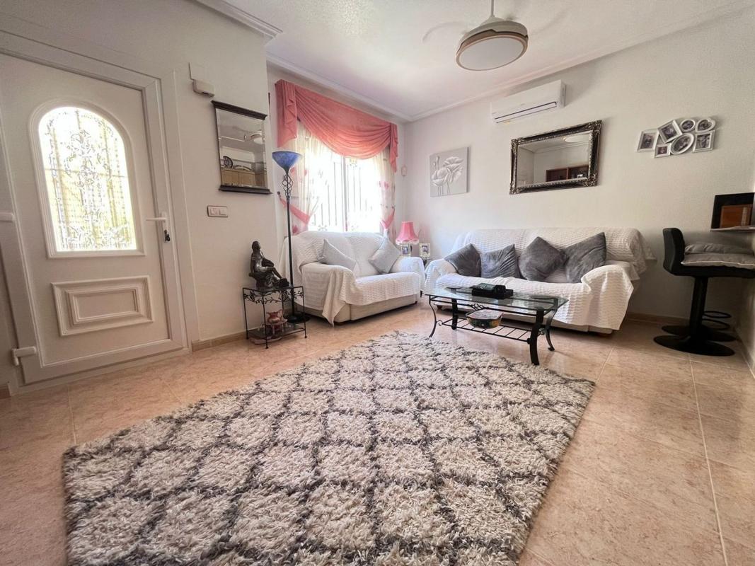 Properties for sale and rent in Spain photo 4