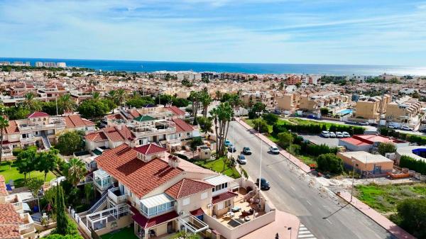 Ático en venta en Ático en Calle Pino Piñonero, Zeniamar, Orihuela, Orihuela thumbnail 1