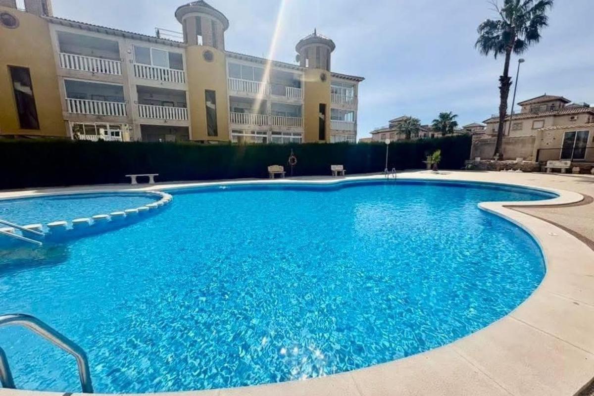 Properties for sale and rent in Spain photo 3