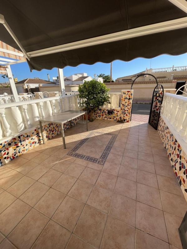 Properties for sale and rent in Spain photo 3