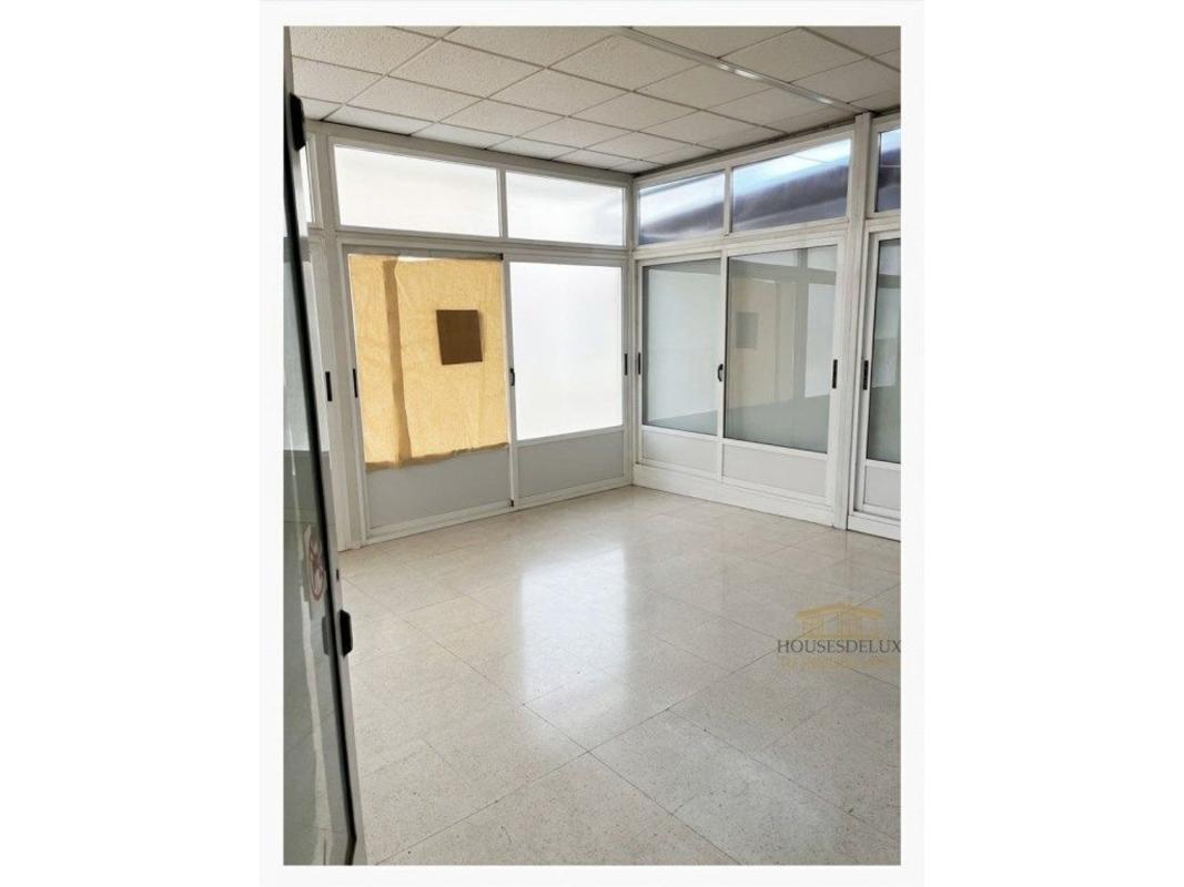 Properties for sale and rent in Spain photo 4