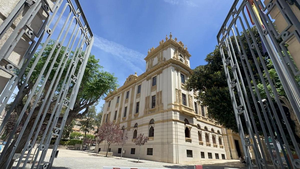 Properties for sale and rent in Spain photo 4