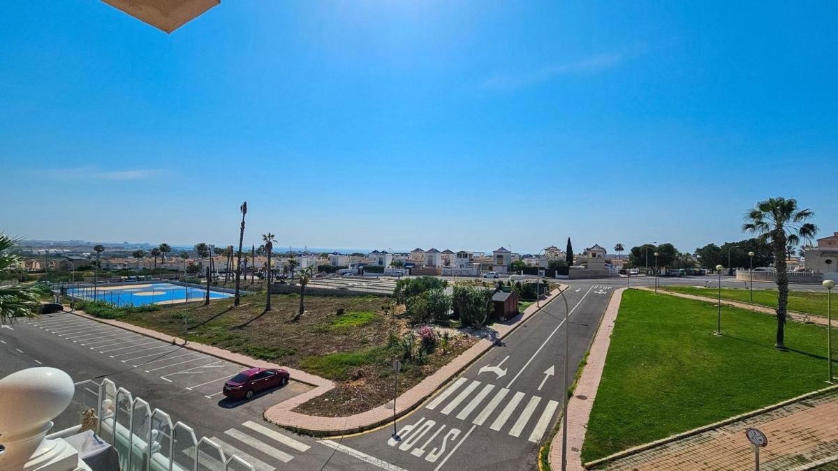 Properties for sale and rent in Spain photo 5