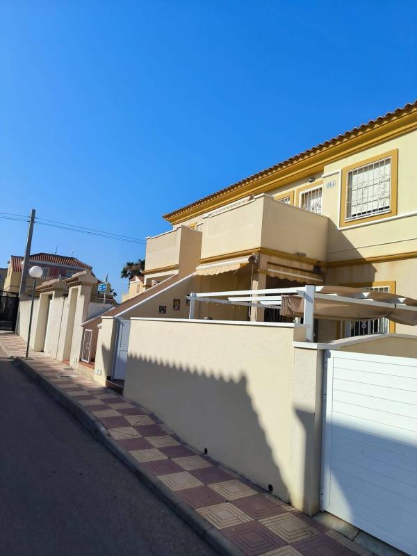 Properties for sale and rent in Spain photo 2