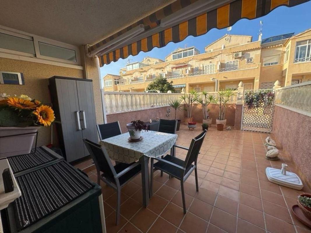 Properties for sale and rent in Spain photo 4