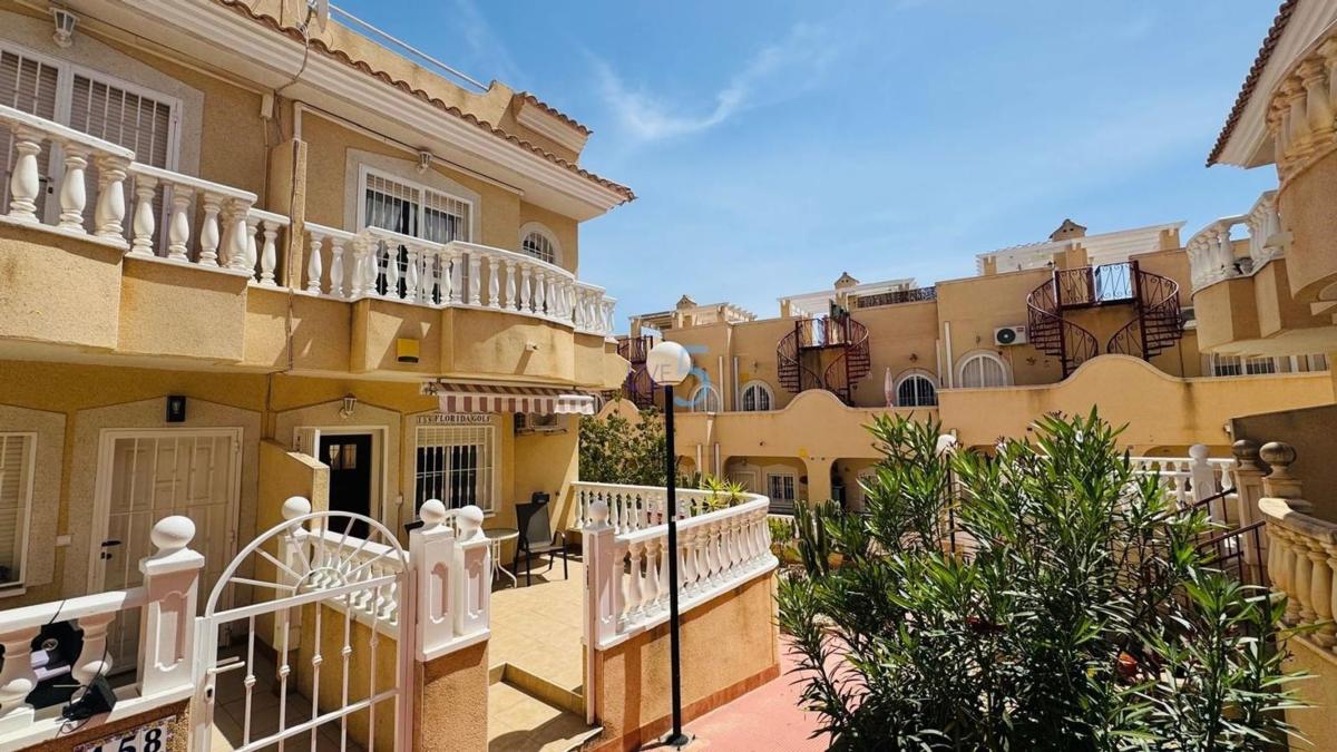 Sprzedaż niezależnego domku jednorodzinnego w Casa o chalet en Las Filipinas, Orihuela, Orihuela photo 5