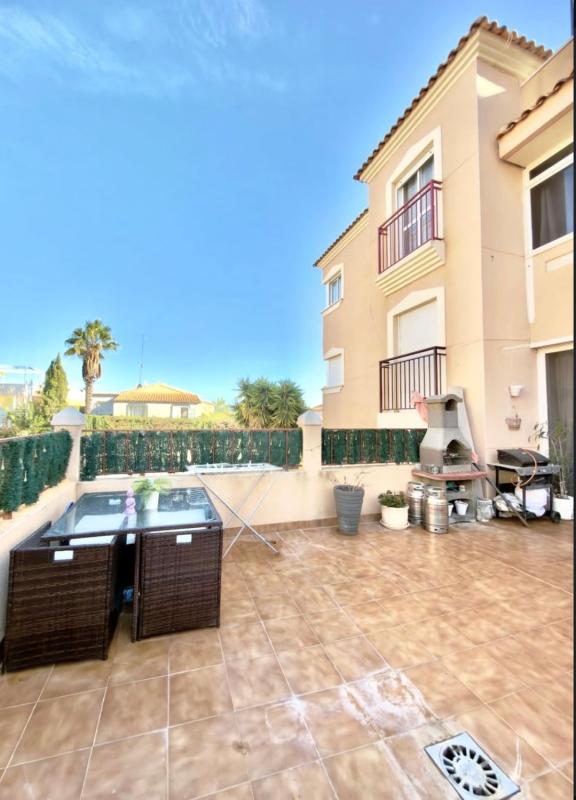 Properties for sale and rent in Spain photo 3