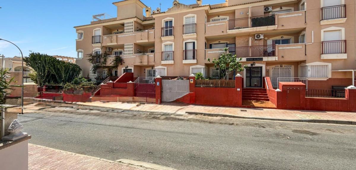 Properties for sale and rent in Spain photo 2