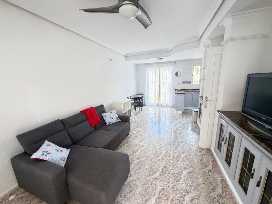 Sale of independent chalet in Casa o chalet en Las Filipinas, Orihuela, Orihuela
photo 2