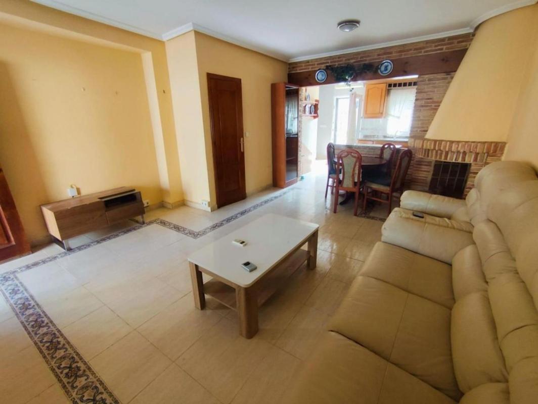 Properties for sale and rent in Spain photo 4
