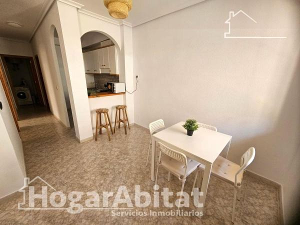 Chalet adosado en Calle Pintor Ribera, Playa Flamenca, Orihuela photo 3