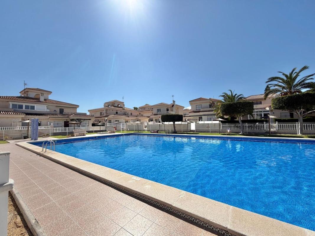 Properties for sale and rent in Spain photo 4