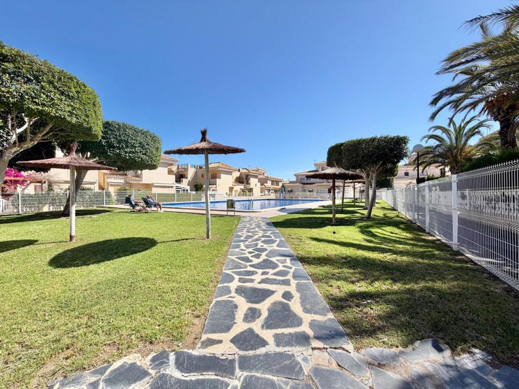 Properties for sale and rent in Spain photo 5
