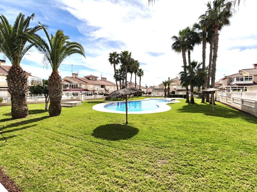 Properties for sale and rent in Spain photo 1
