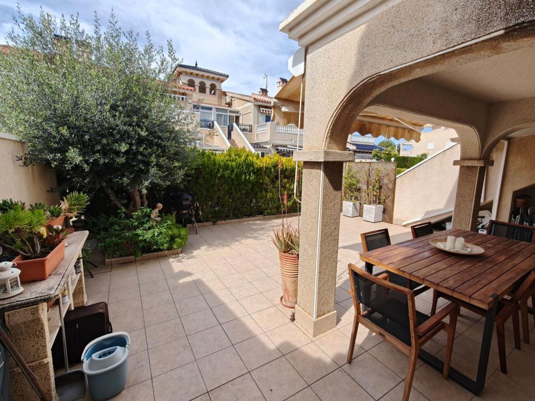 Properties for sale and rent in Spain photo 5
