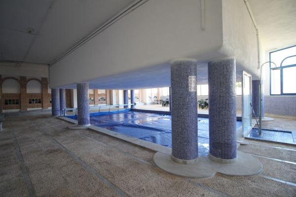 Chalet adosado en Calle Diego Velazquez, Playa Flamenca, Orihuela photo 3