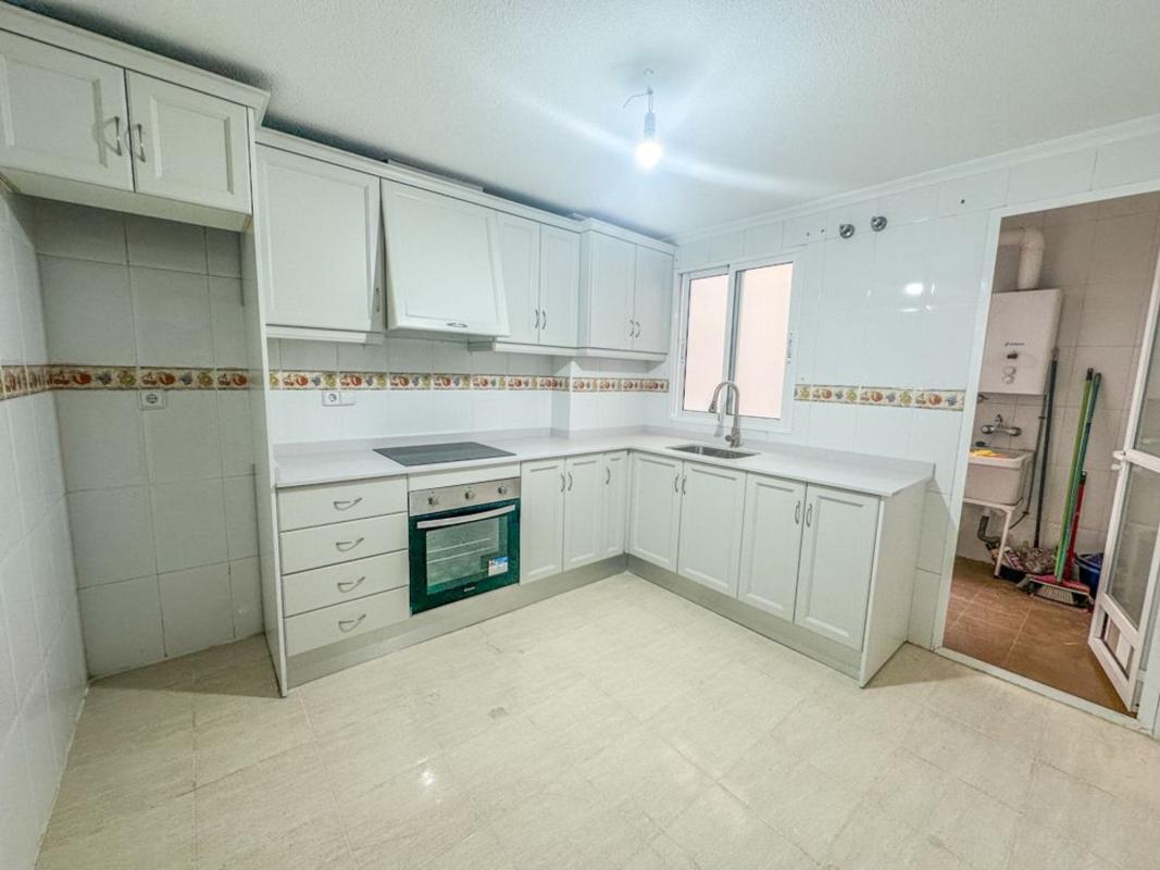 Venta de piso en Piso en Calle Monseñor Espinosa, Orihuela Ciudad, Orihuela, Orihuela
 photo 5