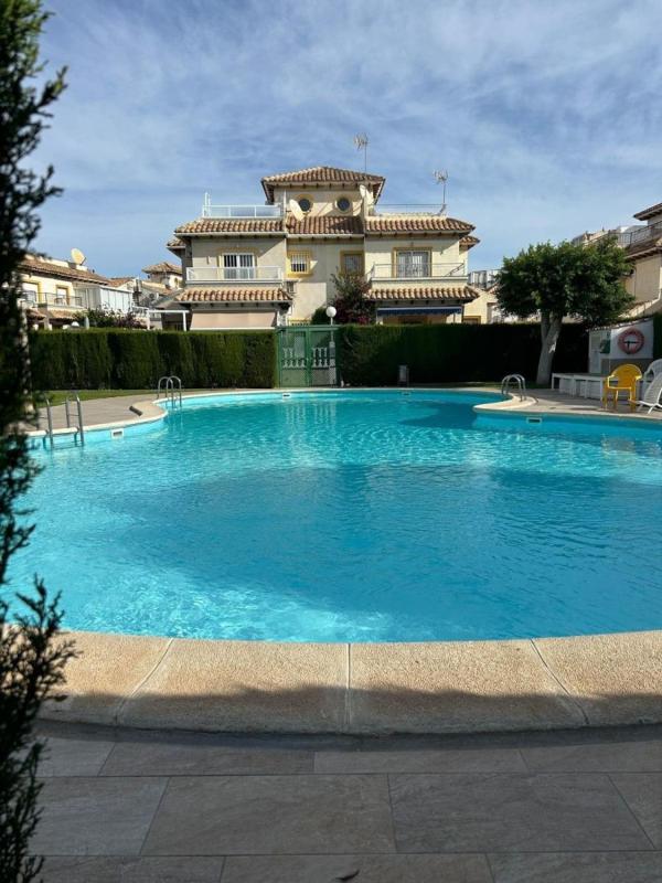 Sprzedaż duplexu w Dúplex en La Ciñuelica - Villa Rosa, Orihuela, Orihuela photo 3