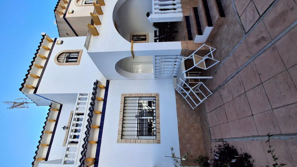 Properties for sale and rent in Spain photo 2