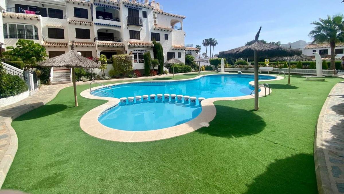 Venta de ático en Ático en Calle el Poniente, 9, Cabo Roig, Orihuela, Orihuela photo 2
