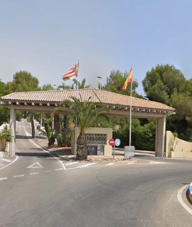Penthouse for sale at Ático en Avenida de Ibiza, 5, Lomas de Campoamor, Orihuela, Orihuela thumbnail 1