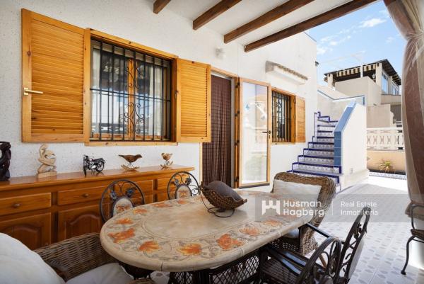 Chalet adosado en Calle Nicolás de Bussi, Playa Flamenca, Orihuela thumbnail 2