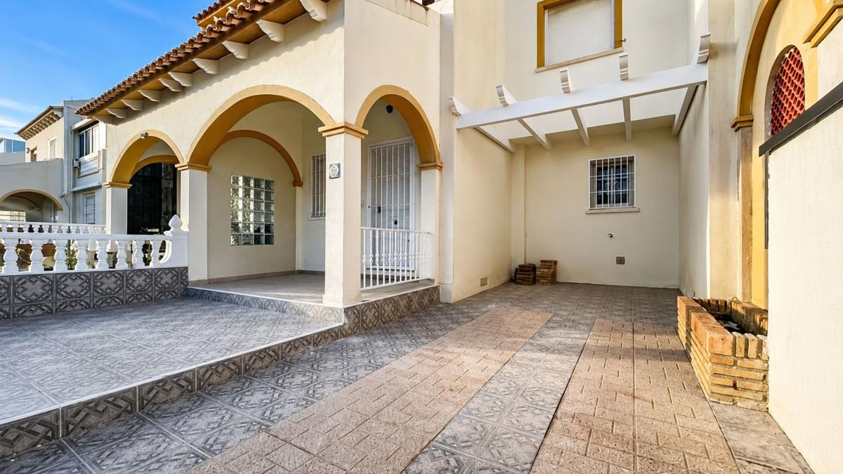Properties for sale and rent in Spain photo 1