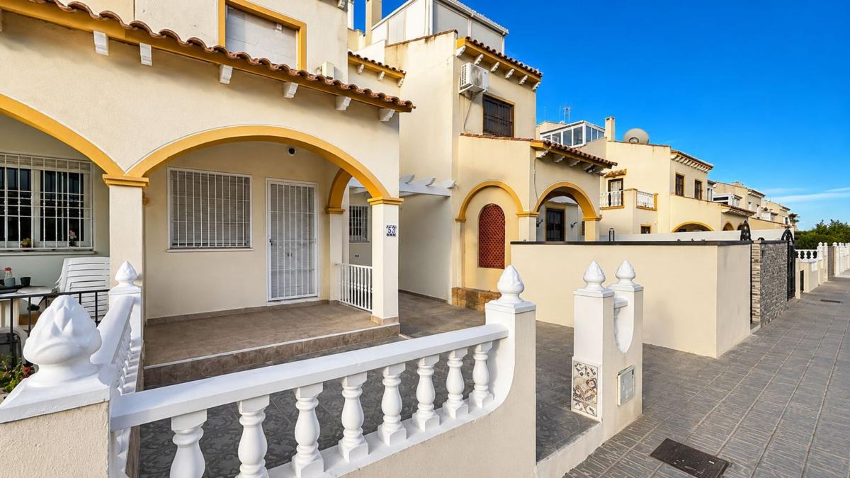 Properties for sale and rent in Spain photo 5