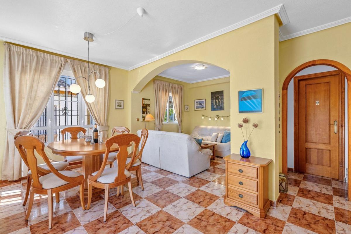 Properties for sale and rent in Spain photo 2