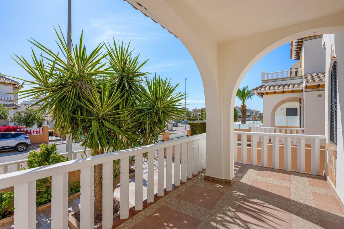 Properties for sale and rent in Spain photo 5