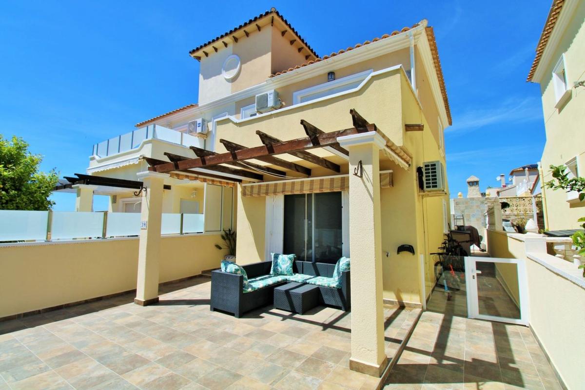 Properties for sale and rent in Spain photo 1