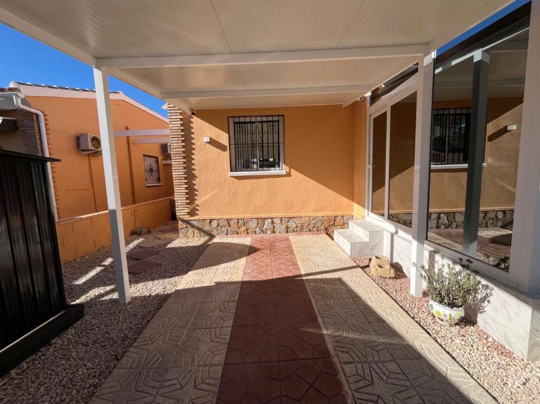 Properties for sale and rent in Spain photo 4