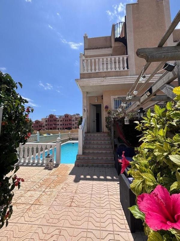 Properties for sale and rent in Spain photo 2