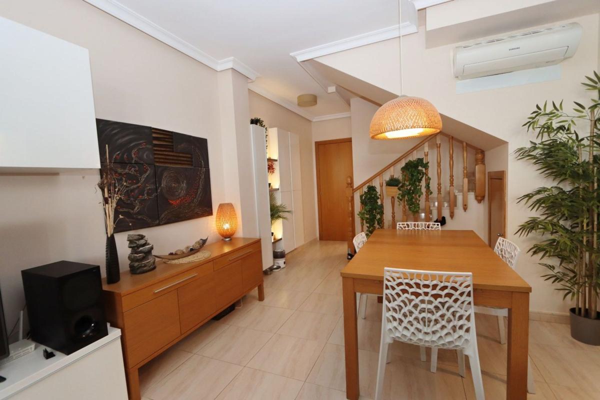 Properties for sale and rent in Spain photo 5