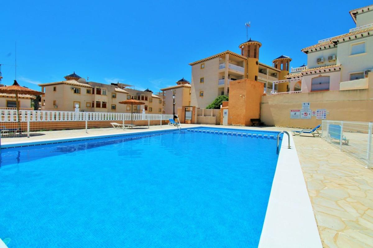 Properties for sale and rent in Spain photo 2