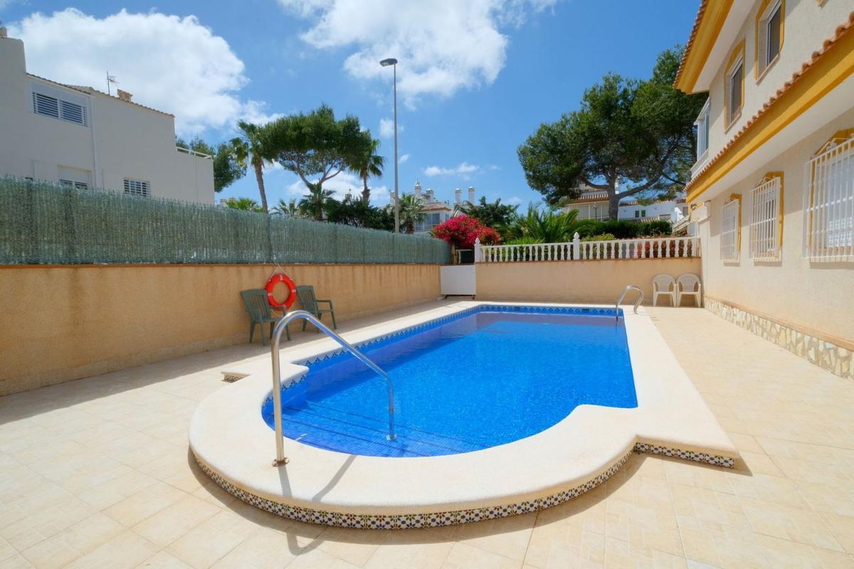 Properties for sale and rent in Spain photo 2