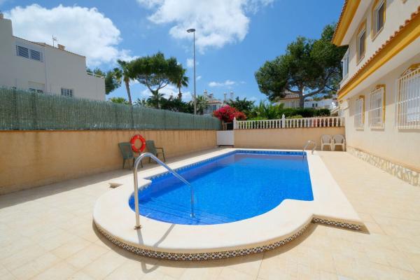 Chalet adosado en Villamartín, Orihuela thumbnail 1