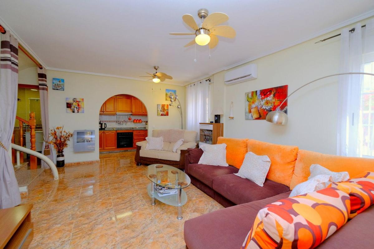 Properties for sale and rent in Spain photo 5
