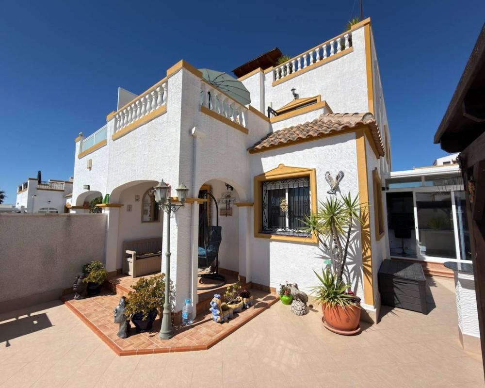 Properties for sale and rent in Spain photo 1