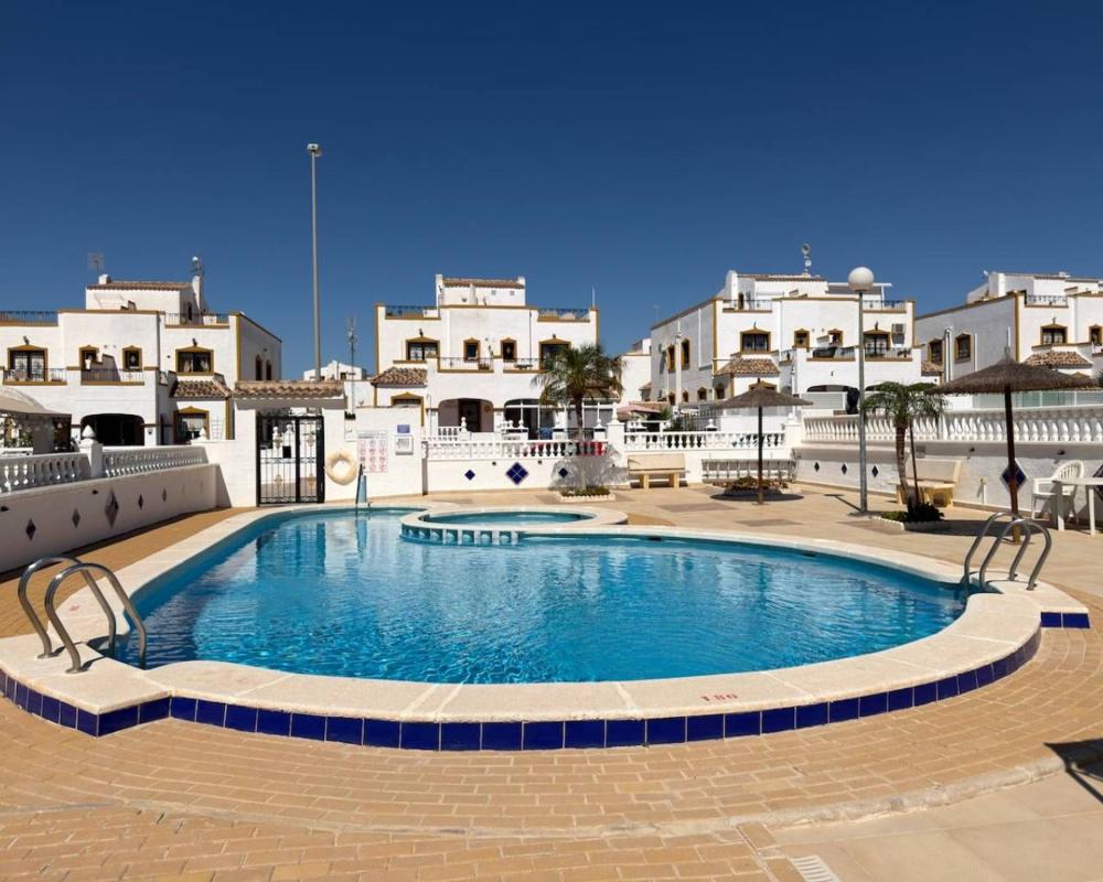 Properties for sale and rent in Spain photo 2