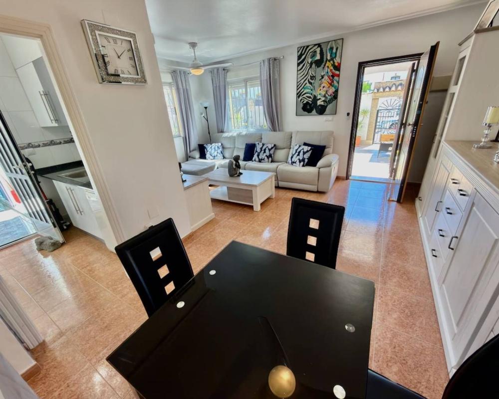Properties for sale and rent in Spain photo 4
