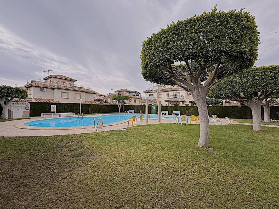 Sprzedaż duplexu w Dúplex en La Ciñuelica - Villa Rosa, Orihuela, Orihuela photo 5