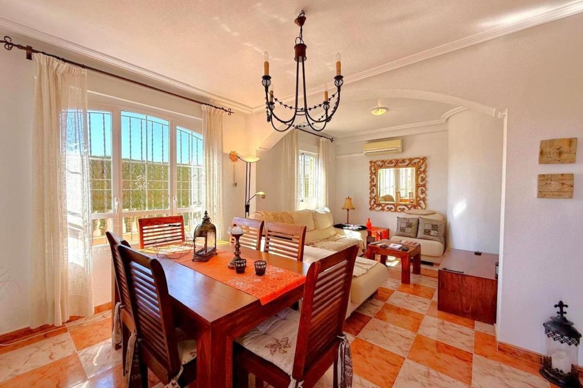 Properties for sale and rent in Spain photo 4