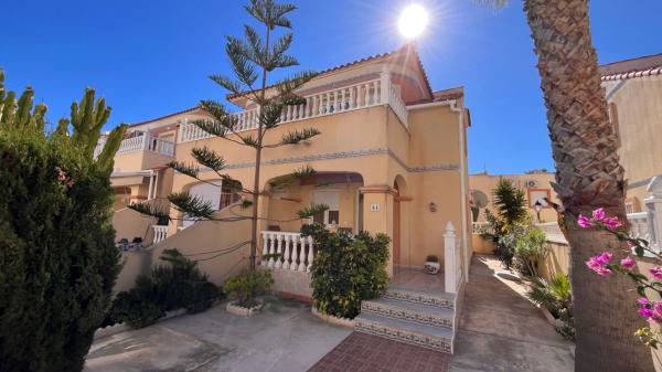 Independent chalet for sale in Casa o chalet en La Zenia, Orihuela, Orihuela
photo 1